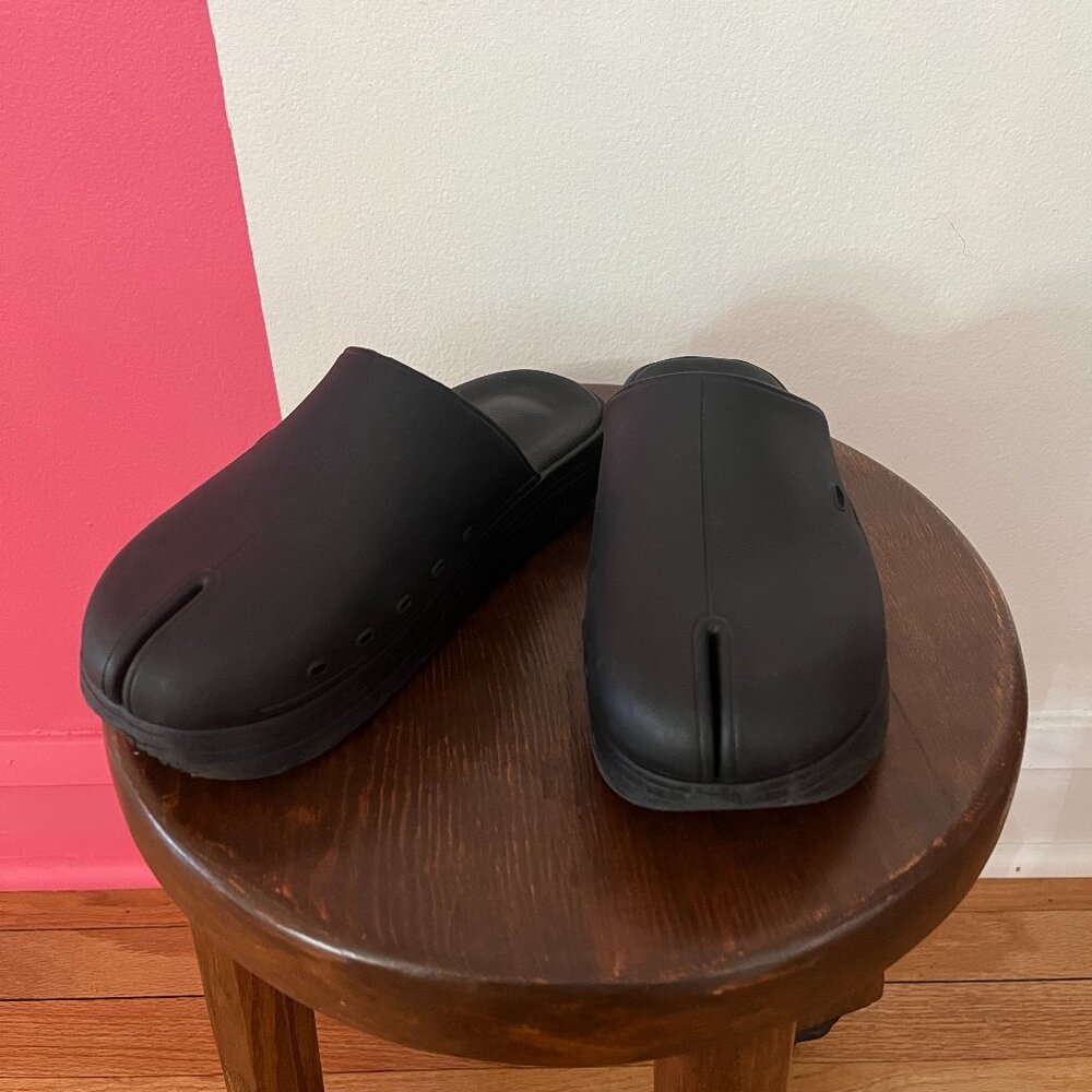 Suicoke Black Polk EVA Slipper Slides with Tabi Toe